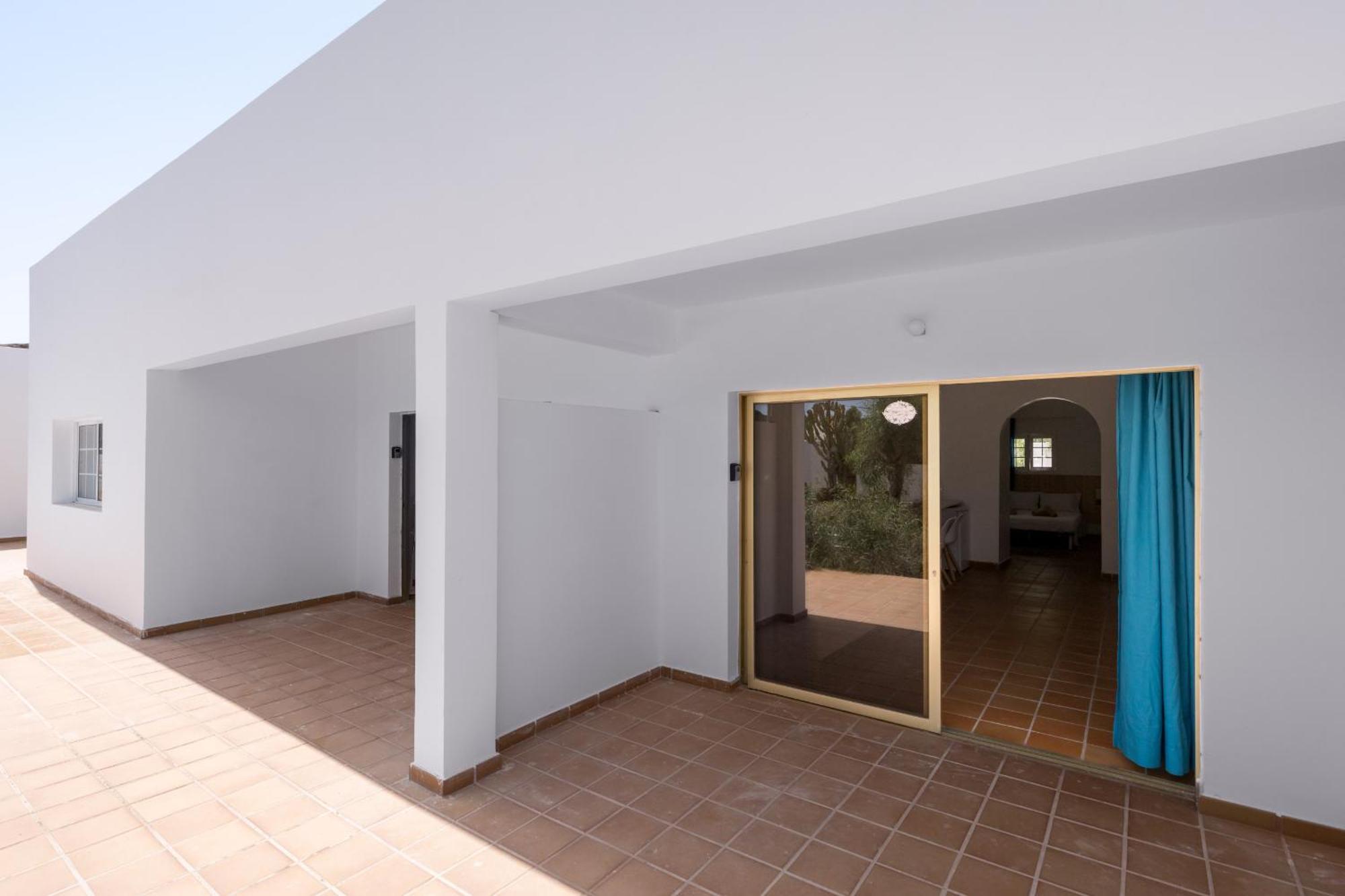 Flor De Hibisco Deluxe Apartments Pajara  Exterior photo